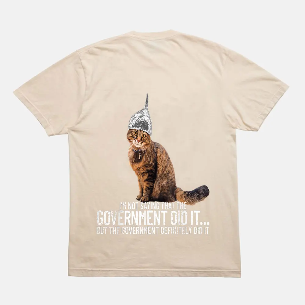 Conspiracy Cat Government Conspiracy Theory Tin Foil Hat T-Shirt - Cream Conspiracy Cat Government Conspiracy Theory Tin Foil Hat T-Shirt - Cream