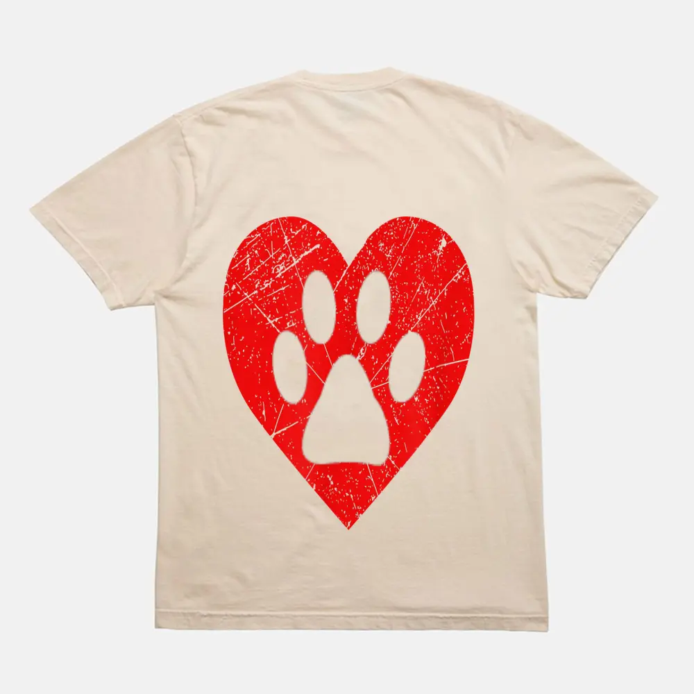 Vintage Dog Lover Heart Love Valentine's Day Paw Print T-Shirt - Cream Vintage Dog Lover Heart Love Valentine's Day Paw Print T-Shirt - Cream