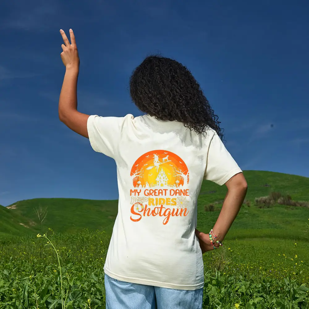 Vintage Sunset My Great Dane Dog Ride Shotgun Halloween T-Shirt - Cream Vintage Sunset My Great Dane Dog Ride Shotgun Halloween T-Shirt - Cream
