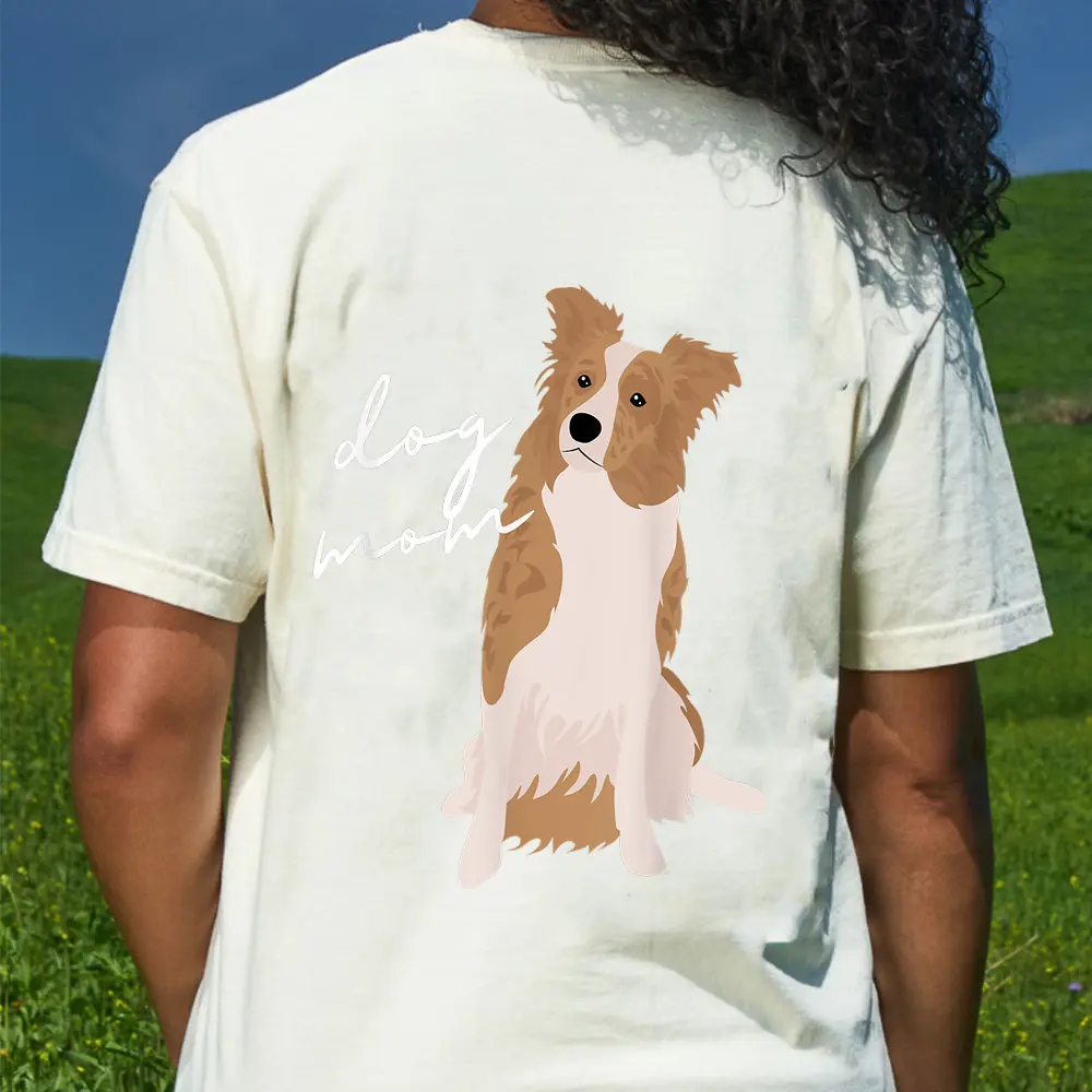 White  Red Merle Border Collie Dog Mom Dog Mom Woman T-Shirt - Cream